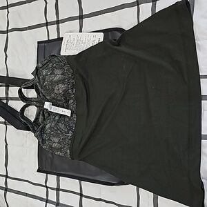 * NWT Lululemon Most Popular HARD-TO-FIND/DISCONTINUED Wrap It Up TANK 4